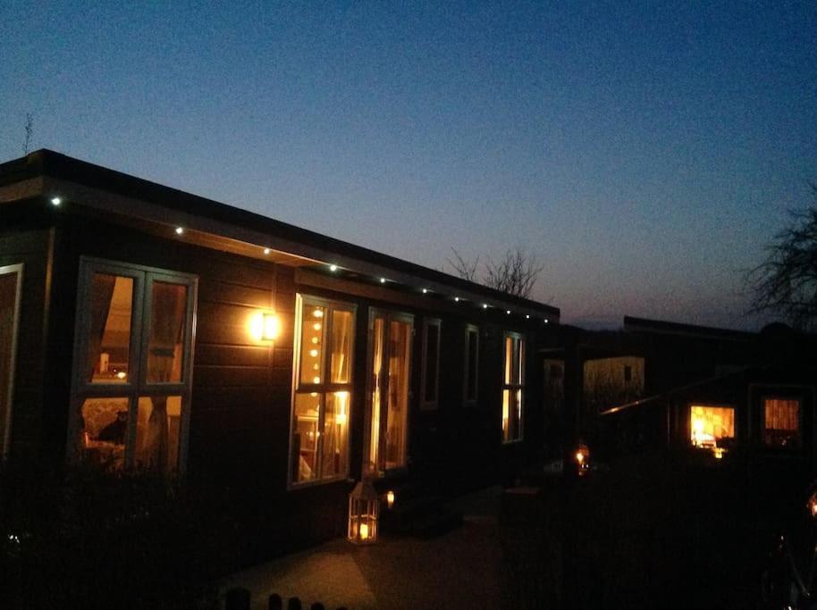 Luxus Im Schönen Recratiepark De Veerstal Chalet Rheden