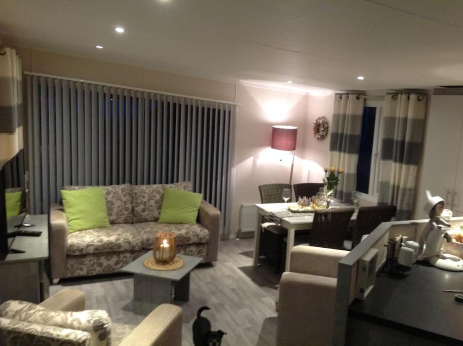 Luxus Im Schönen Recratiepark De Veerstal Chalet Rheden